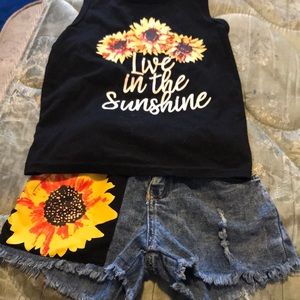 Sunflower outfit